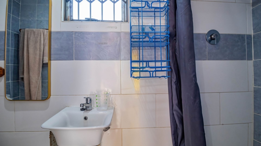 7 Bedroom Property for Sale in Mogwase Unit 4 North West